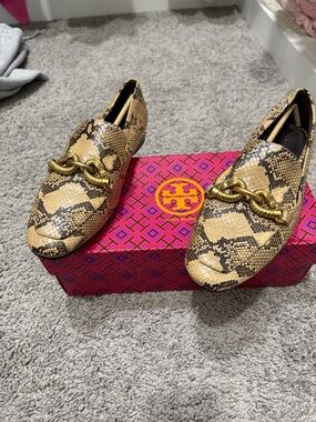 Tory Burch Snake-Print Loafers in Tan and Black with Gold Chain